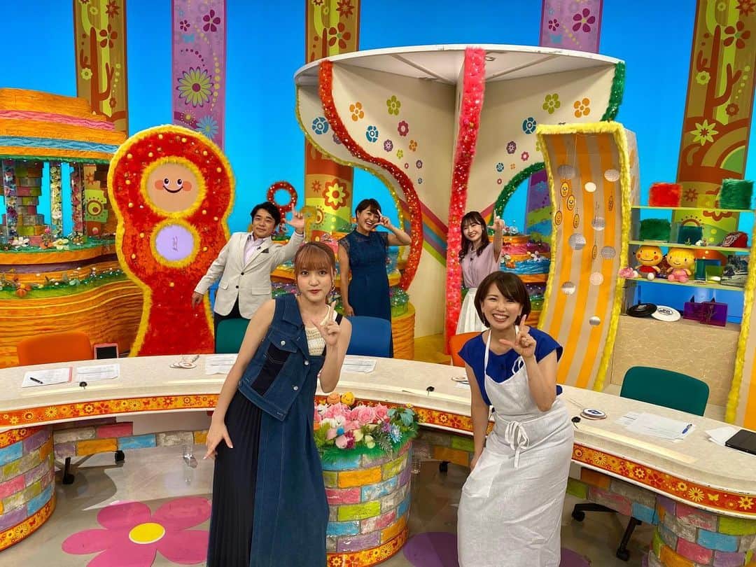 JUNNAのインスタグラム：「「スマイルスタジアムNST」に生出演させていただきました👏🏻  新しい経験ばかりで、緊張してたのですが、みなさまが温かく迎えてくださって、楽しくおしゃべり、食リポ、することができました🫶🏻  新潟のこと、前よりたくさん知ることができました✌🏻  また、来週の長岡の花火大会で帰ってきます🎇」
