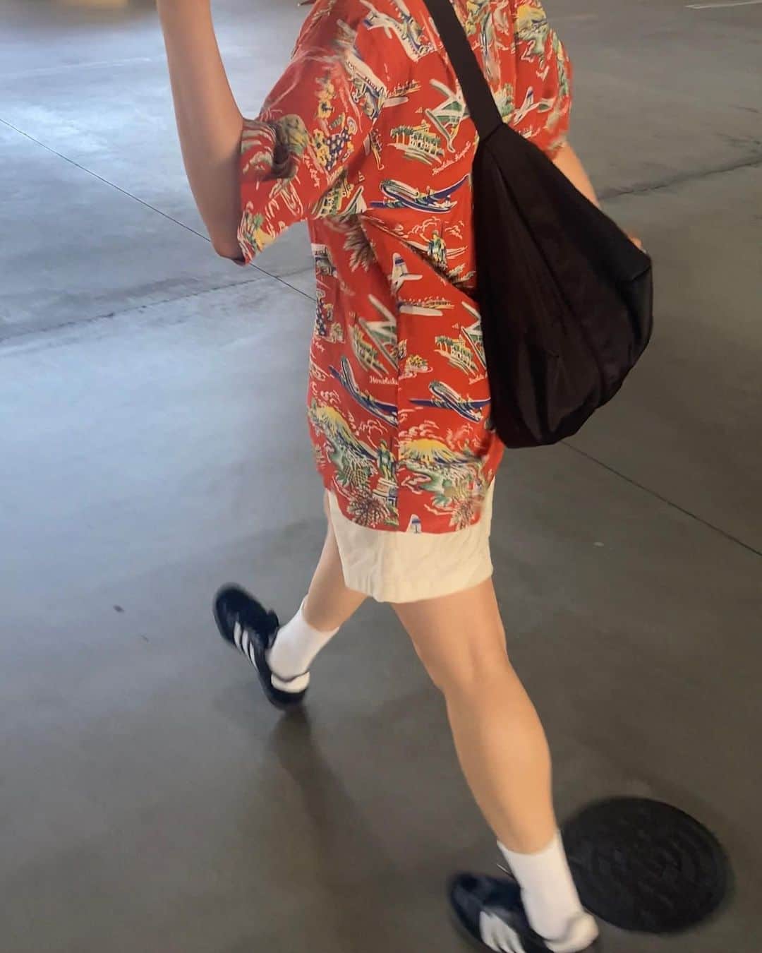 岡本彩也花のインスタグラム：「夏🌴」
