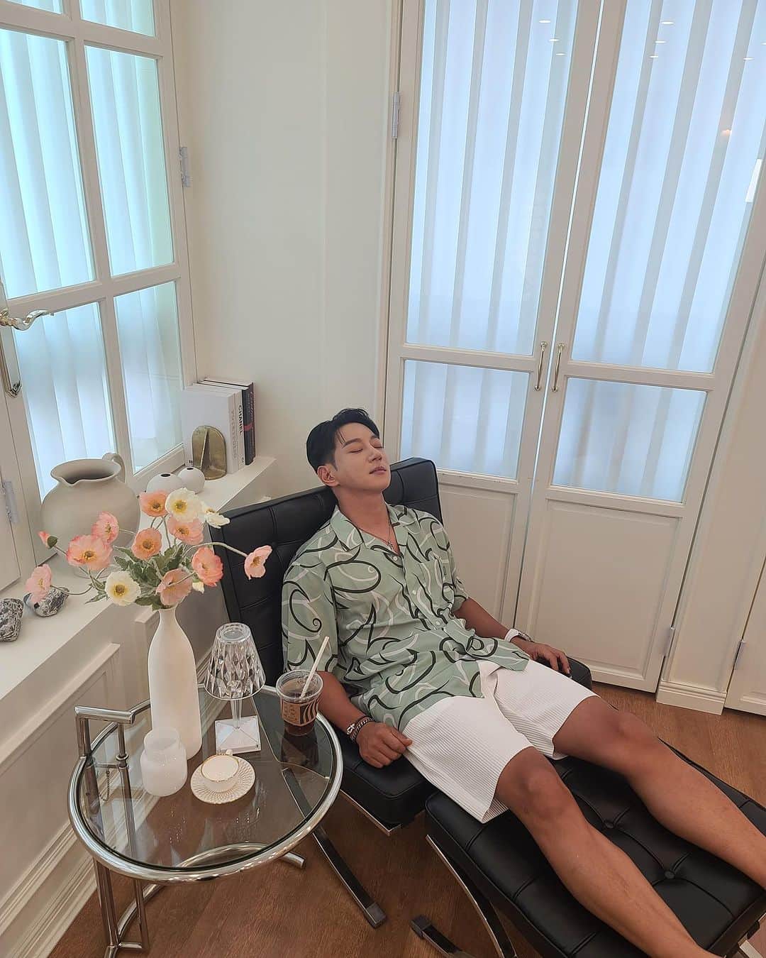のインスタグラム：「☀️」