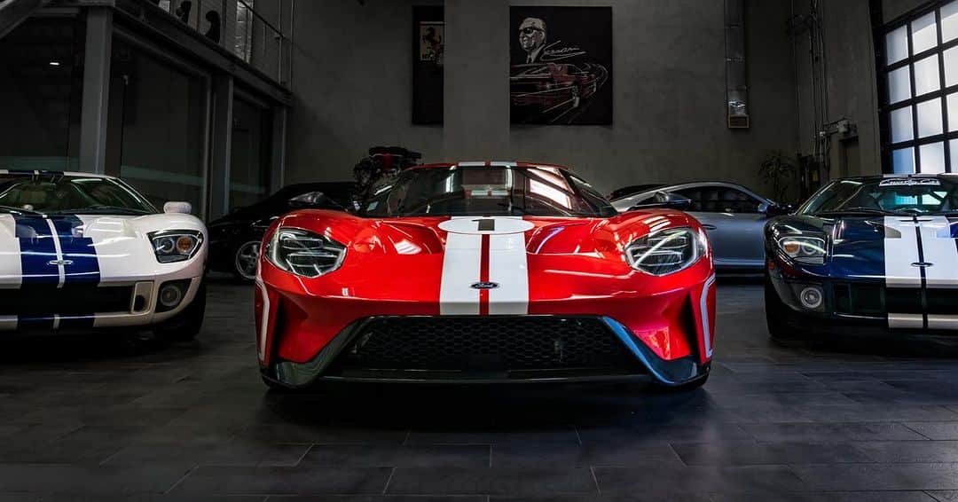 スコット・イーストウッドのインスタグラム：「Ford GT. @ford」