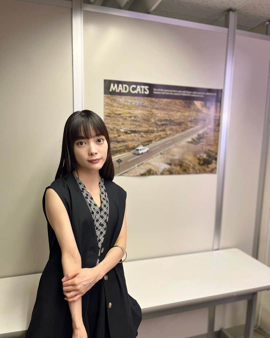 MIOさんのインスタグラム写真 - (MIOInstagram)「. いつもよりちょっぴり大人めを目指して舞台挨拶登壇しました🏃‍♀️ . #映画#新宿#シネマカリテ#MADCATS#舞台挨拶」7月29日 23時14分 - mio_abp