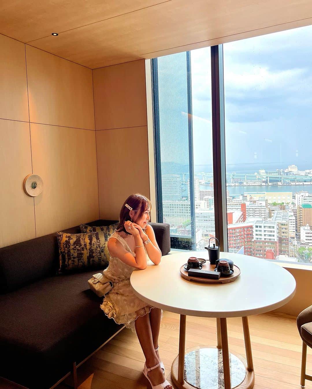 カリスマゆきちゃんのインスタグラム：「. . 📍 The Ritz-Carlton Fukuoka  2023年6月21日に開業した リッツカールトンに宿泊したよ🤍  東京や大阪のリッツカールトンとは少し違って落ち着いた雰囲気✨  空気も良くて最高でした👏👏👏  @ritzcarlton.fukuoka  __________________________ #ritzcarlton #ritzcarltonfukuoka #リッツカールトン福岡 #福岡ホテル #ホテル生活 #福岡5つ星ホテル #hotelstay」