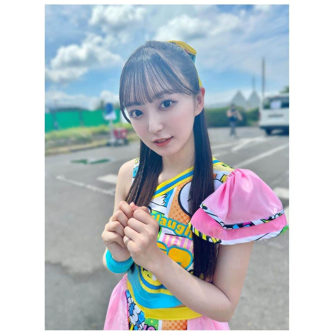 日比野芽奈さんのインスタグラム写真 - (日比野芽奈Instagram)「一緒にあっつい夏、過ごそうね🌻 . . . #ラフラフ」7月29日 23時52分 - hibino_meina