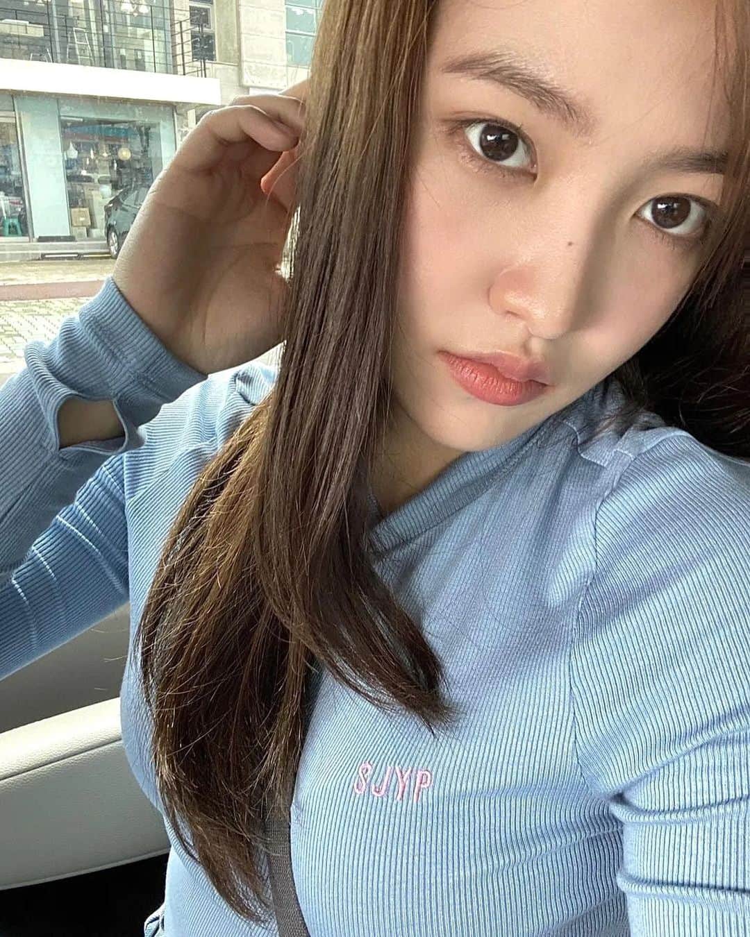 イェリのインスタグラム：「🩵💜 #REDVELVET #YERI #레드벨벳 #예리」