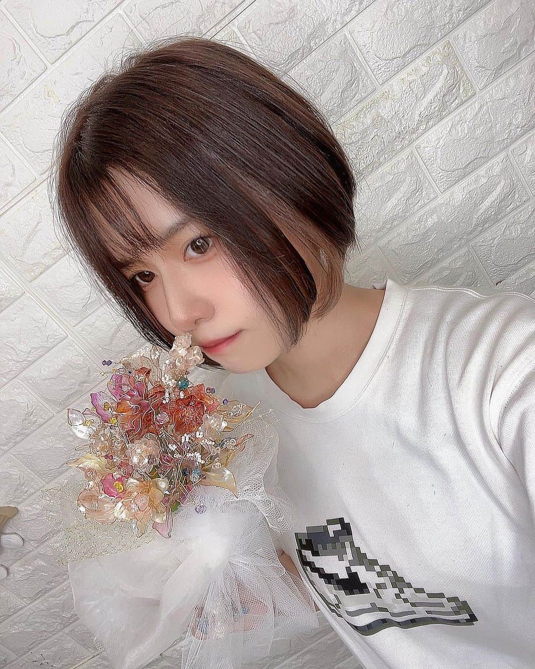 七瀬さくらのインスタグラム：「髪の毛バッサリ切りました！ @arumihoilu 💜💜💜  #RTは可愛いの再放送 ──────────────── #前下がりボブ  #インスタグラビア #グラビアモデル #コスプレイヤー  #ビジョビ #女内衣 #グラドル自画撮り部 #cosplayersofinstagram #cosplayer #코스프레 #角色扮演 #gravure #Japanesegirl #自拍 #模特 #그라비아 #수영복 #모델 #凹版印刷 #屁股 #内裤 #泳衣 #라이키 ────────────────」