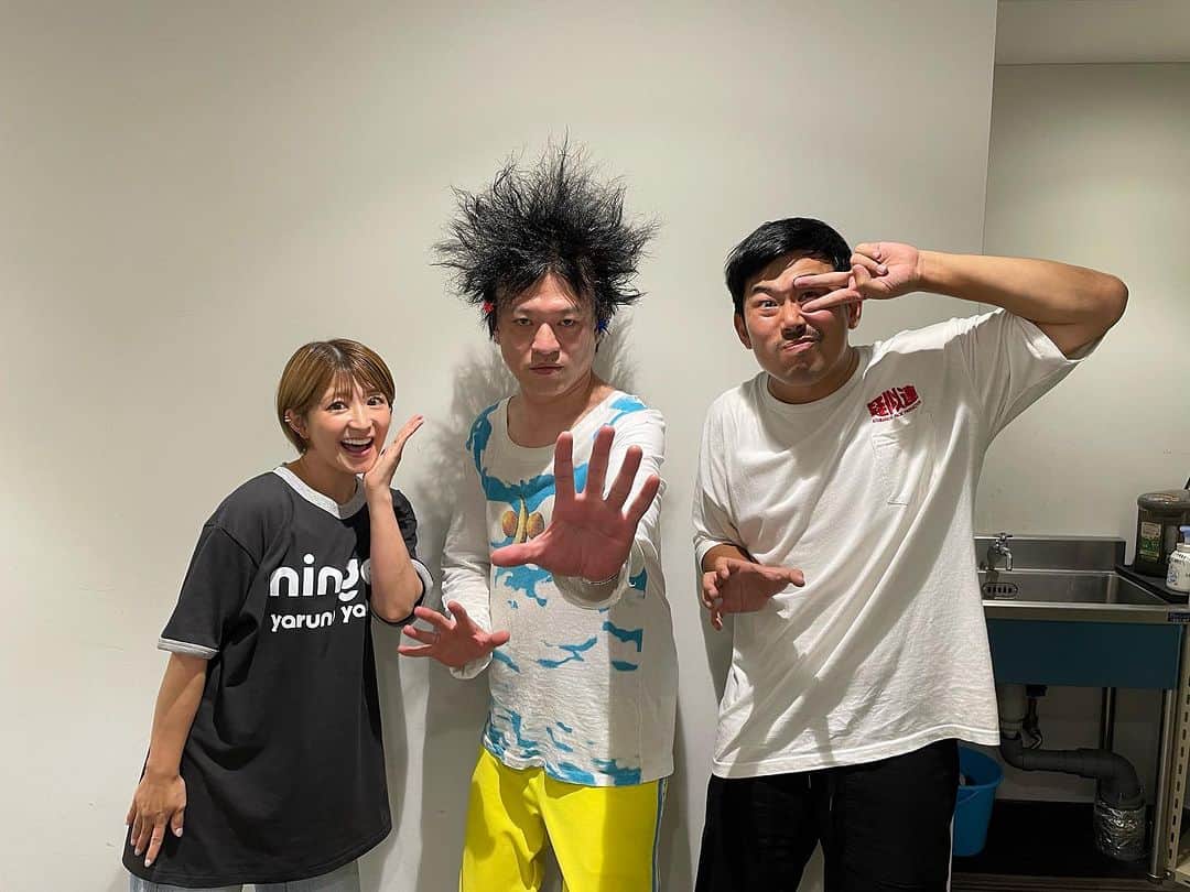 ジョニー大蔵大臣さんのインスタグラム写真 - (ジョニー大蔵大臣Instagram)「本日のゲスト。面白くてセクシーなトップアイドル矢口真里さん。 クズ芸人の騎手「歩けるゲボ」こと岡野陽一さん！またお会いしたい！」7月30日 1時00分 - j_ookura_daijin