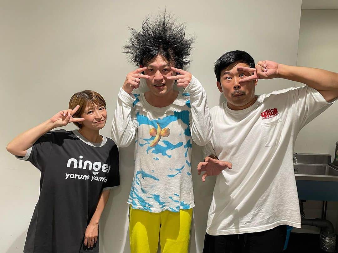 ジョニー大蔵大臣さんのインスタグラム写真 - (ジョニー大蔵大臣Instagram)「本日のゲスト。面白くてセクシーなトップアイドル矢口真里さん。 クズ芸人の騎手「歩けるゲボ」こと岡野陽一さん！またお会いしたい！」7月30日 1時00分 - j_ookura_daijin