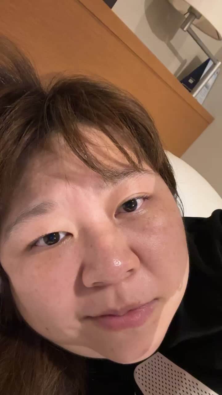 のインスタグラム：「ひっさびさのインスタライブ♪」