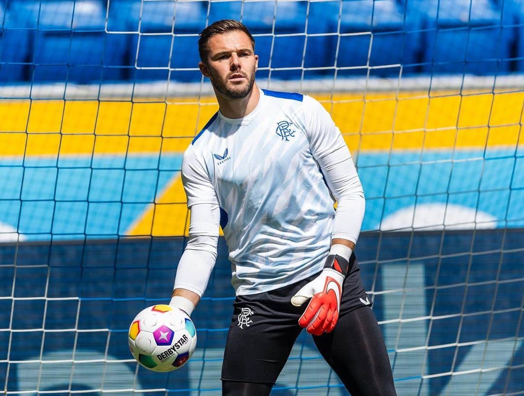 ジャック・バトランドのインスタグラム：「Bring on next week 👊🏻🇬🇧👏🏼」