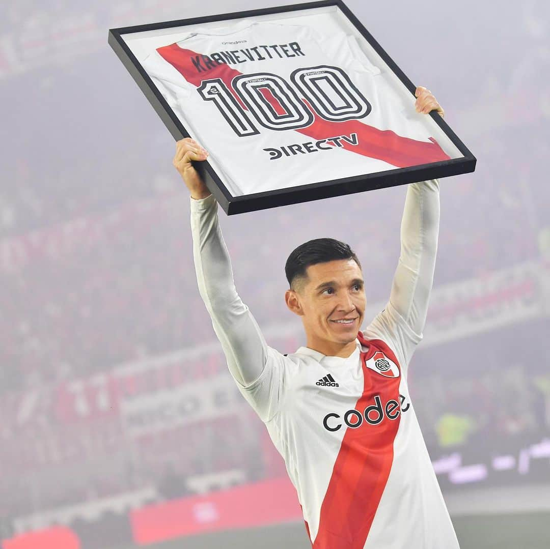 マティアス・クラネビッテルのインスタグラム：「Es un privilegió @riverplate !noche mágica en nuestra casa ❤️🤍100」