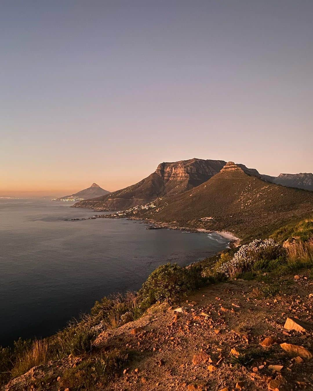 レベッカ・ストッツさんのインスタグラム写真 - (レベッカ・ストッツInstagram)「South Africa 🫶🏼  #southafrica #rocklandsbouldering #bouldering #capetown #capeofgoodhope   @baechlibergsport @scarpaspa」7月30日 2時47分 - rebekka_stotz