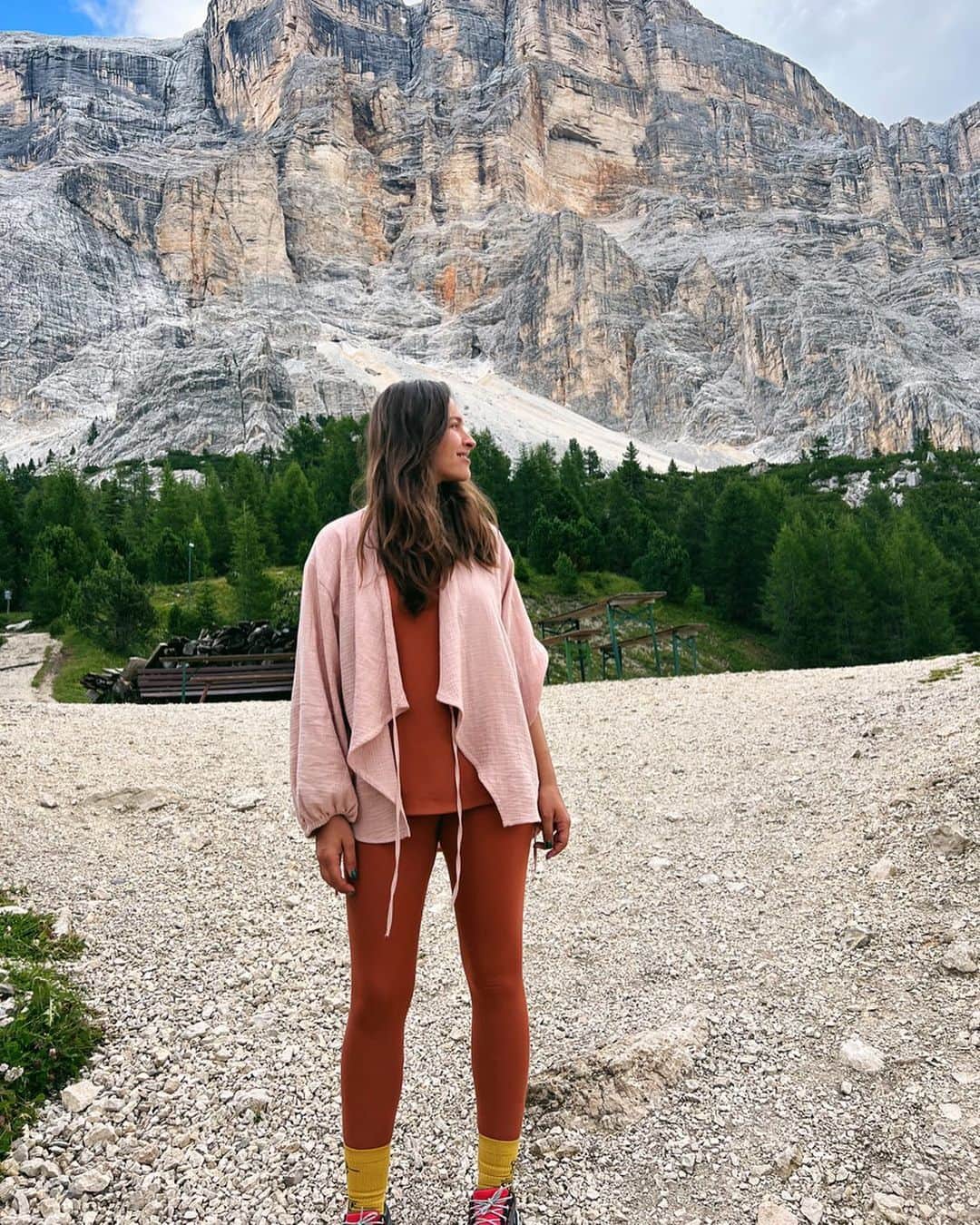 リュプカ・ゴイッチのインスタグラム：「@joliepetitebyljupkagojic 🏔💕」