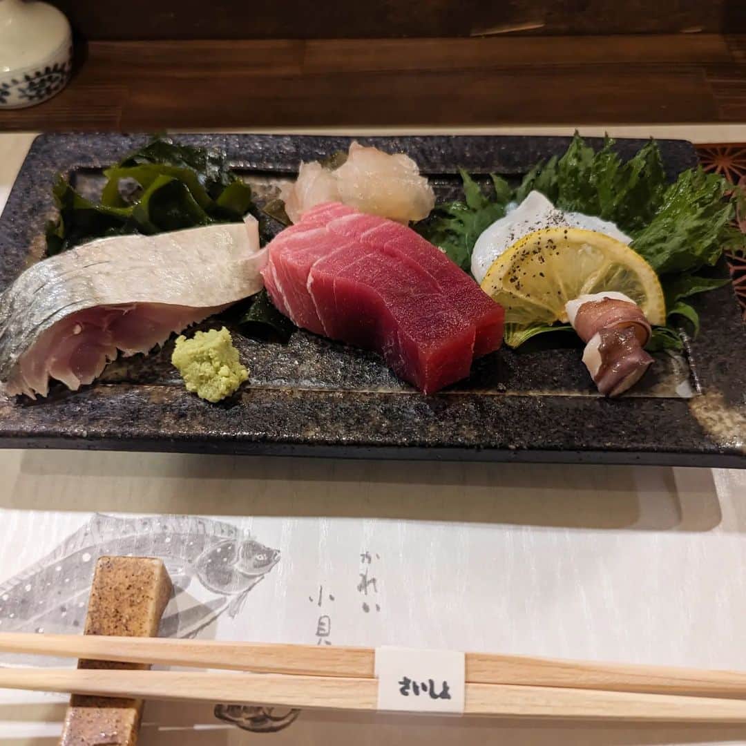 島田佳奈のインスタグラム：「昨夜の #さいしょ も最高でした。 まいまい、結婚おめでとう♡  #結婚祝い #秋田つながり」