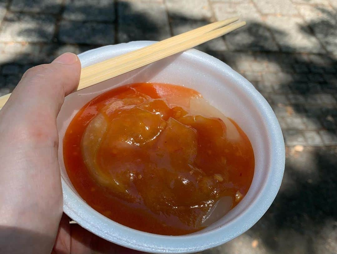 忍成修吾のインスタグラム：「初めてバーワンを食べました！ #台湾フェスタ」