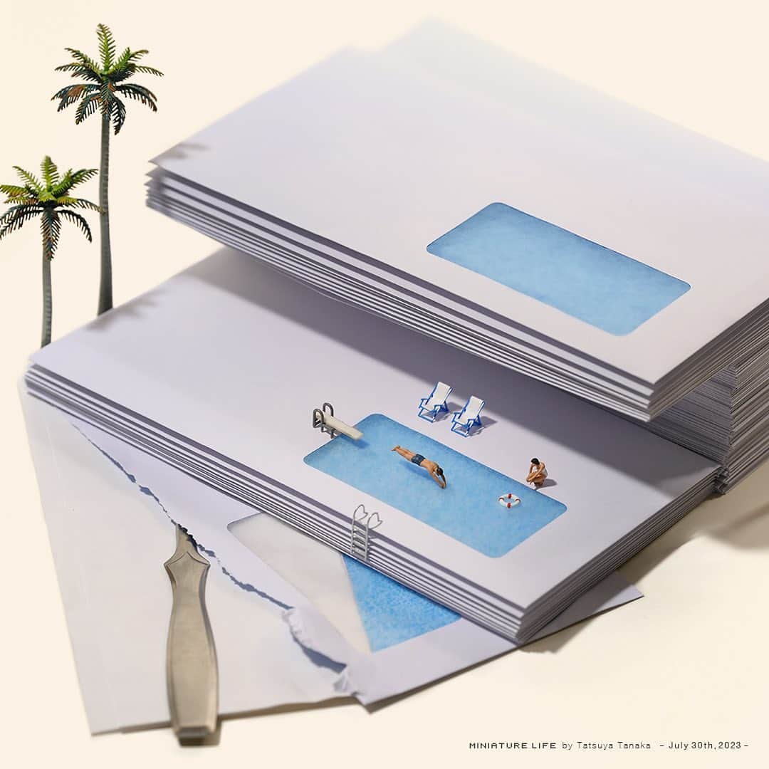 田中達也のインスタグラム：「⠀ “Envelope Villa” ⠀ 別荘へ封書を別送 ⠀ ─────────────────── 《EXHIBITION info》 ⠀ 【MINIATURE LIFE展 in 福岡・大野城】 MINIATURE LIFE EXHIBITION in Fukuoka Jul. 22, 2023 - Sep. 3, 2023 ⠀ 【MINIATURE LIFE展2 in 沖縄】 MINIATURE LIFE EXHIBITION 2 in Okinawa Jul. 12, 2023 - Sep. 3, 2023 ⠀ 【ミニチュアの視点で見る日本－田中 達也】展 Japan from miniatures - Tatsuya Tanaka at Japan House São Paulo until : Oct. 8, 2023 ⠀ 【ミニチュアライフ 神戸エアポート】 MINIATURE LIFE × KOBE AIRPORT ⠀」