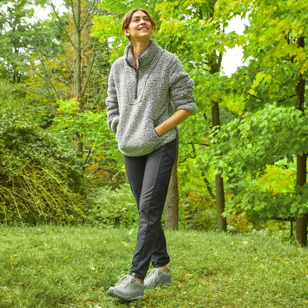 ダンスコのインスタグラム：「Where to next? Adventure through the season confidently with Mary's anytime outdoor durability. Shop Mary Taupe, link in bio. #travel #danskofootwear #comfort #summerstyle #fashion #ootd #beautiful #happy #cute #travel #smile #joy #life #style #instadaily #friends #family #fun #instagood #gowhereyourehappiest」