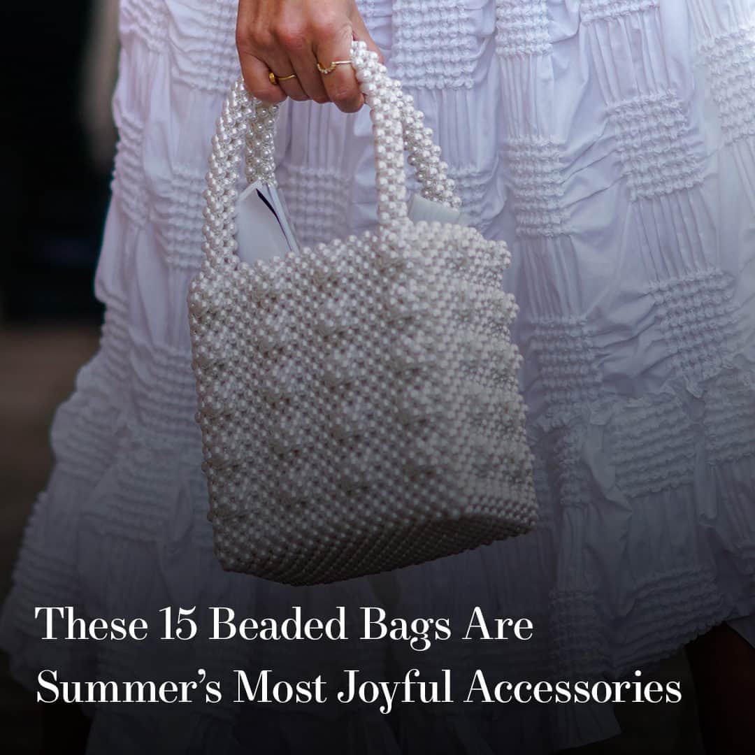 Harper's BAZAARさんのインスタグラム写真 - (Harper's BAZAARInstagram)「Beaded bags are just the thing to add a festive feel to your summer outfits. While you may not think to make a bolder bag your go-to for everyday usage, a beaded bag can do anything that a leather or suede style will. They’re even the perfect accessory for a black-tie wedding look—who says a look can’t be celebratory *and* fun? Tap the link in bio for 15 of our favorites.」7月30日 8時00分 - harpersbazaarus