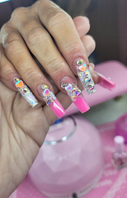 Max Estradaのインスタグラム：「Enailcouture.com new 123go bubble gum gel,  solid glue gel♡ vegan and Hypoallergenic.  Made in America 🇺🇸The moment so many have been waiting for is finally here! Enailcouture.com 123go maximum square is the longest flat boxy square pre made full coverage gel nail in the game. We also dropped xs sculpture square and magical ice hologram stickers☆Enailcouture.com 123go 5XL Coffin nails are the longest full coverage pre made gel nails in the world. They are EVERYTHING, made in America.Enailcouture.com new product drop ♡!~ 123go diy gel and our new charm nail stickers 😍Enailcouture.com made in American ♡!~Enailcouture.com 123go pre made gel nails are the game changer !~ perfect nails every time with no smells or dust!~ long lasting and easy removal , made in America! Enailcouture.com  #ネイル #nailpolish #nailswag #nailaddict #nailfashion #nailartheaven #nails2inspire #nailsofinstagram #instanails #naillife #nailporn #gelnails #gelpolish #stilettonails #nailaddict #nail #💅🏻 #nailtech#nailsonfleek #nailartwow #네일아트 #nails #nailart #notd #makeup #젤네일  #glamnails #nailcolor  #nailsalon #nailsdid #nailsoftheday Enailcouture.com」
