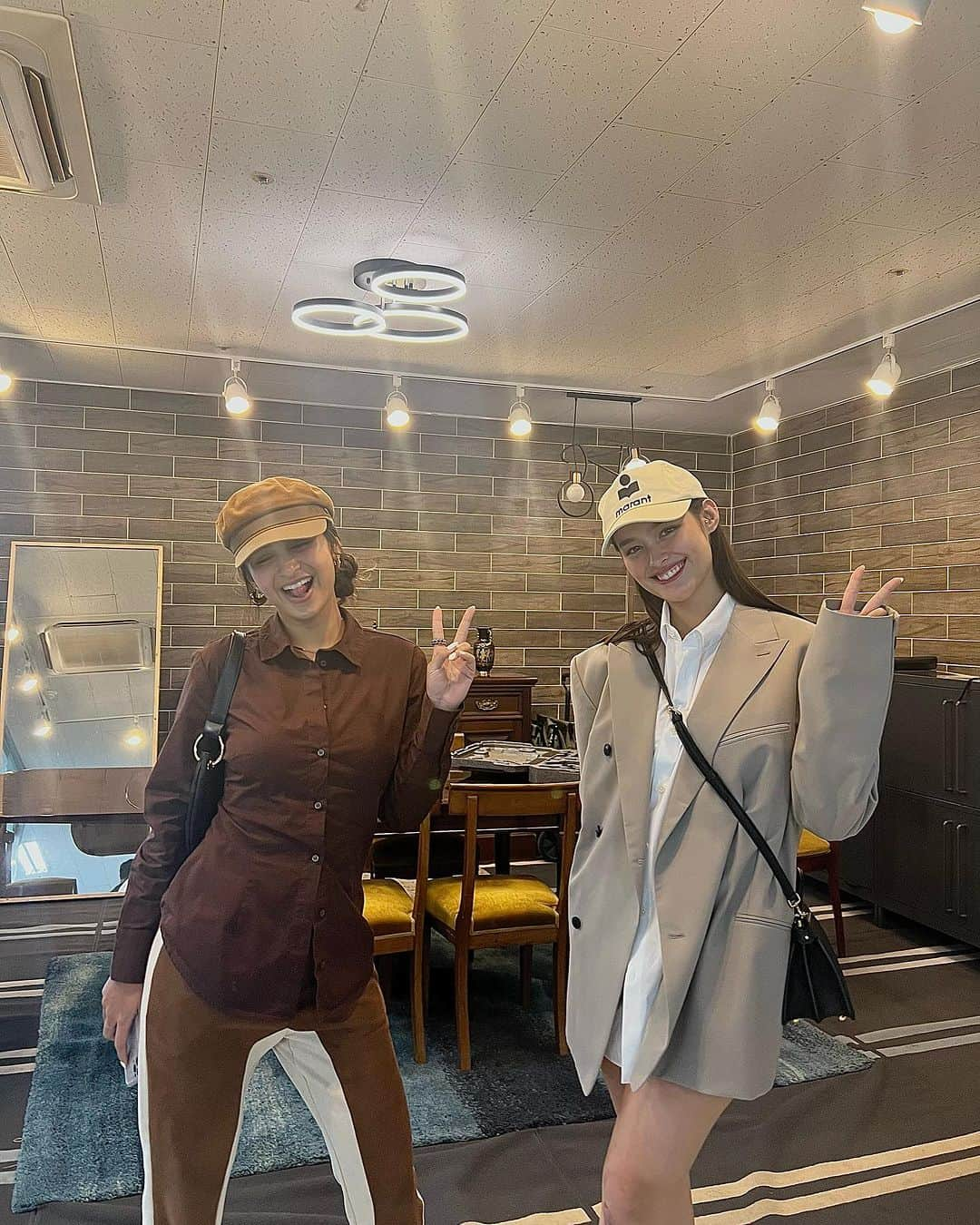 リザ・ソベラーノさんのインスタグラム写真 - (リザ・ソベラーノInstagram)「Some cute random moments from my last trip in Seoul ❣️」7月30日 19時00分 - lizasoberano