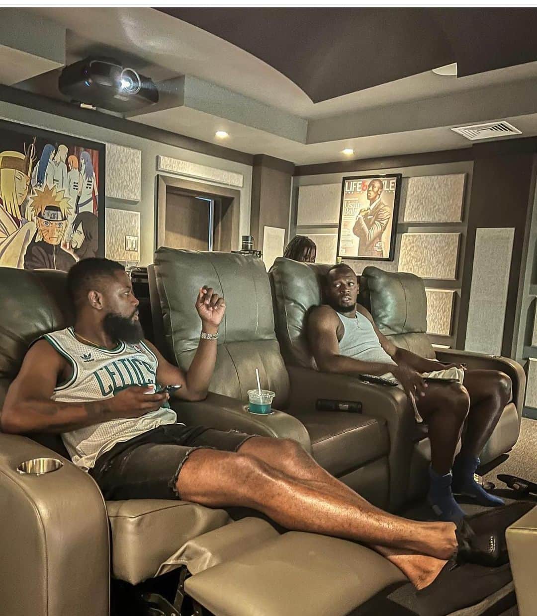 ウサイン・ボルトのインスタグラム：「@briscobal: Celtic for the championship @usainbolt let’s not be stupid 😒😒 #captionthis @ateamlifestyle @warriors」