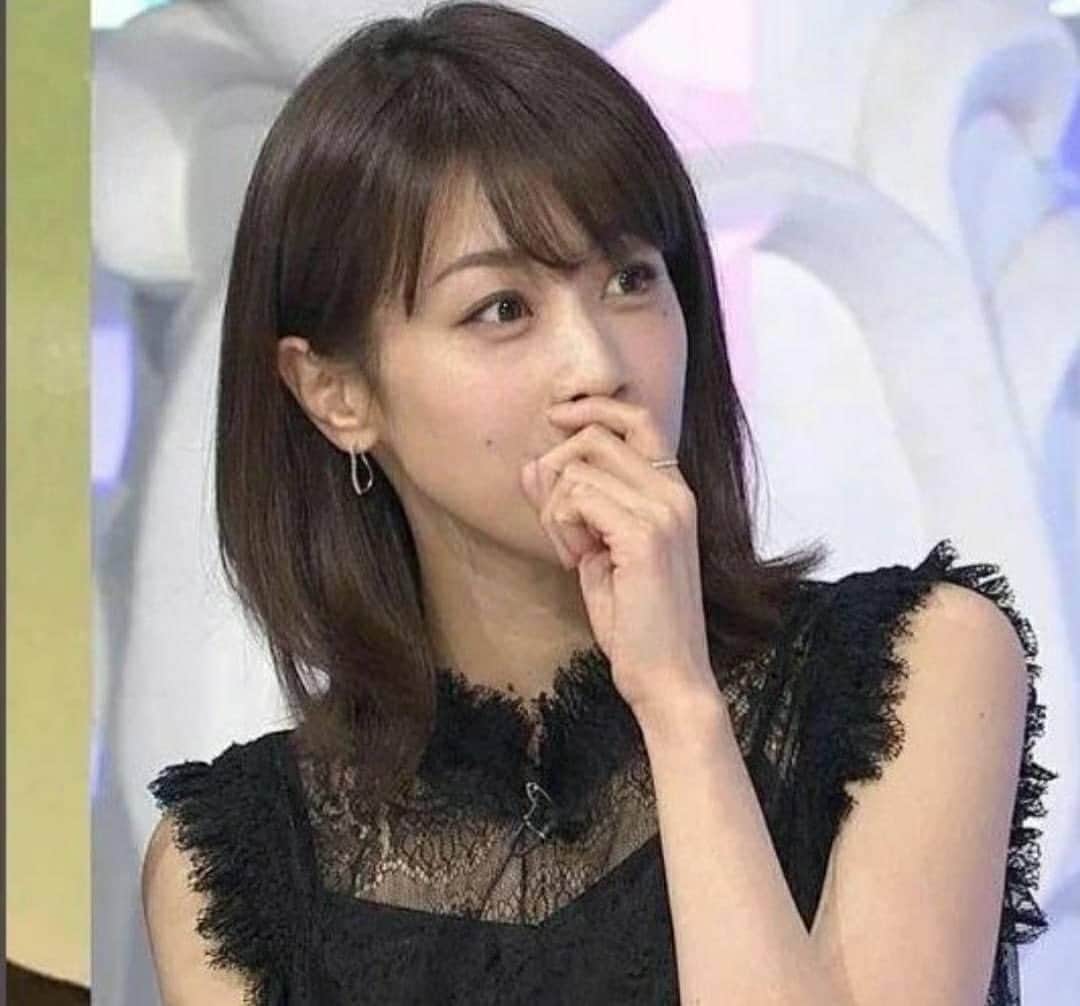 加藤綾子のインスタグラム：「#加藤綾子 #かとうあやこ#かとぱん#人妻#美人#カトパン#女子アナ#フリーアナウンサー #アナウンサー」