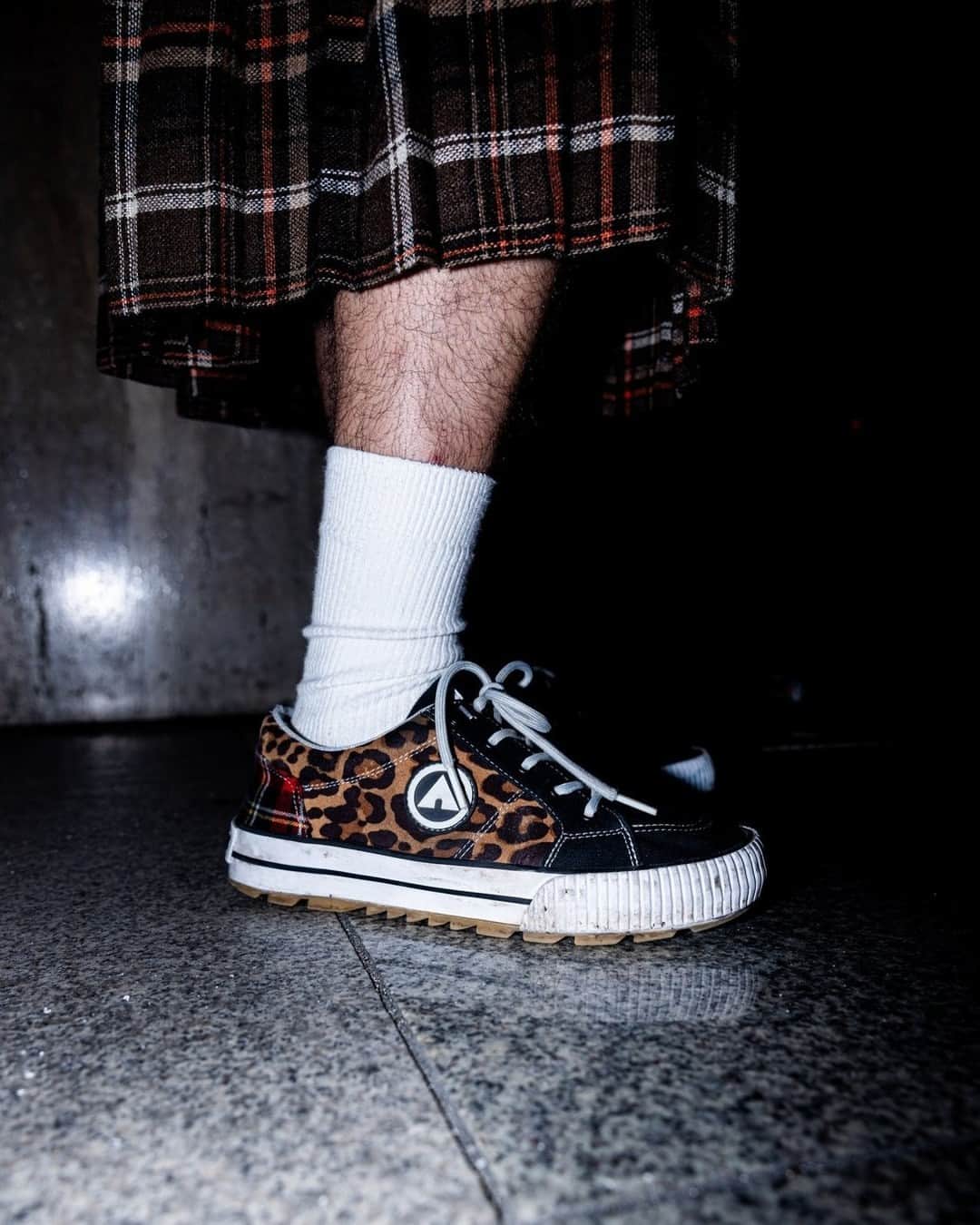 Fashionsnap.comさんのインスタグラム写真 - (Fashionsnap.comInstagram)「Name: 池田虎楽⁠ Age: 20⁠ ⁠ Pants #used⁠ Bag #macromauro⁠ Shoes #Airwalk⁠ Eyewear #JeanPaulGaultier⁠ ⁠ Photo by @iam_____riku⁠ ⁠ #スナップ_fs #fashionsnap #fashionsnap_men」7月30日 10時00分 - fashionsnapcom