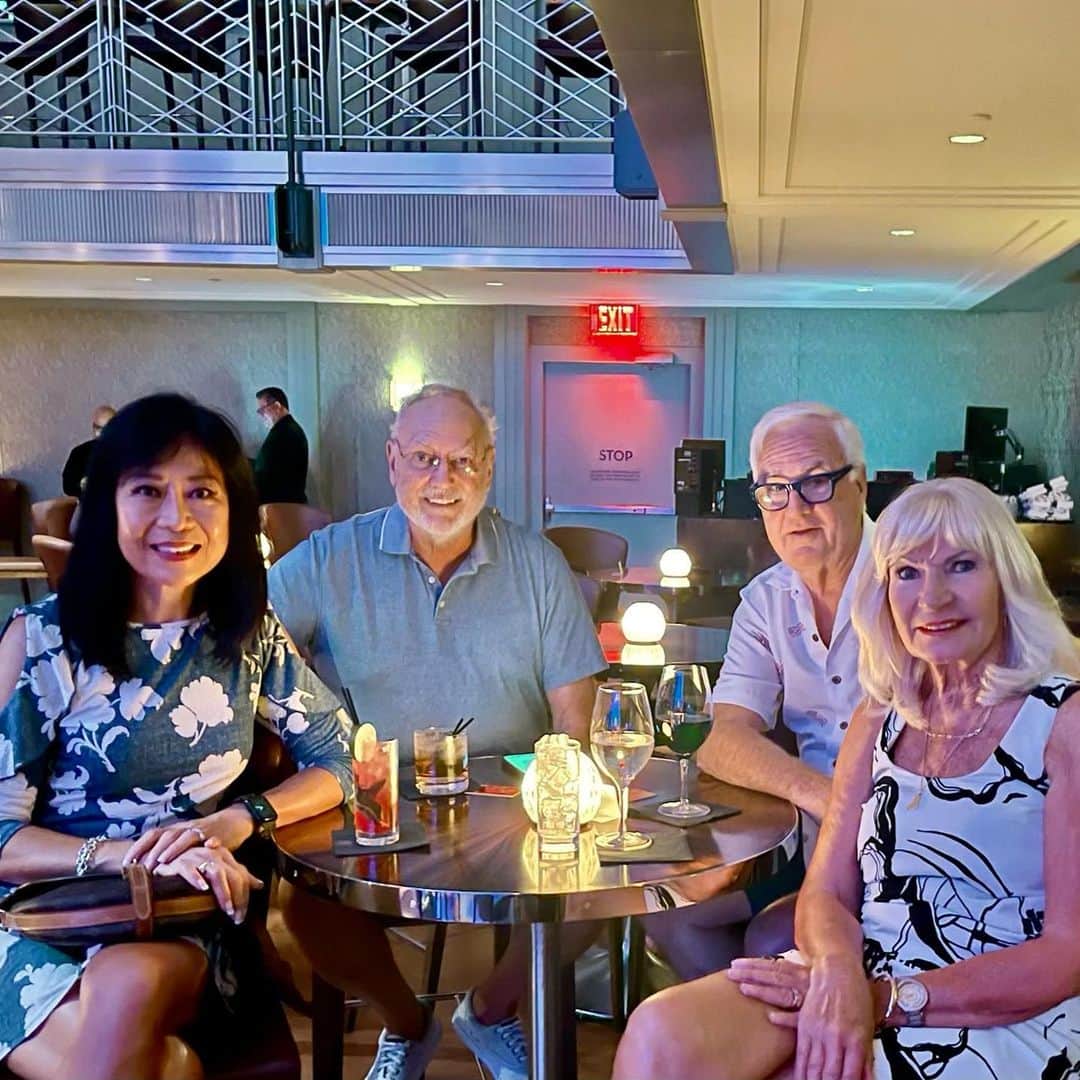 のインスタグラム：「What a lovely day spent with Salome & Bob. Lunch at Sushiwa and then afternoon New York Voices Jazz concert at the Smith Center. ♥️🥰🎼🎶🎤🥳 #Sushiwa #TheSmithCenter #TheSmithcenterlasvegas #NewYorkVoices」