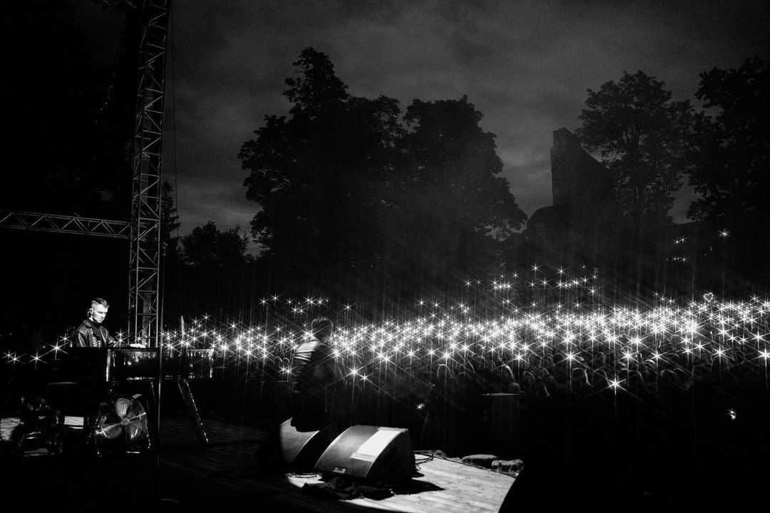 ハーツさんのインスタグラム写真 - (ハーツInstagram)「And so the tour comes to a melancholic close.....Yesterday we said goodbye in the pouring rain of Kokkola, Finland, after a glorious month of traversing both familiar and unfamiliar ground with our band. We've taken our music to Moldova, Armenia, Georgia, Kazakhstan, Romania, Germany, Estonia, Latvia and Finland. Tens of thousands of you joined us on this remarkable path and along the way, you filled our hearts with joy, vindication, passion and above all, connection. Music is all about connecting to ourselves and each other and together we did this! You and us. We have never enjoyed the experience of touring as we have this month. We feel liberated, replenished, proud to be in HURTS, after several years in the wilderness. Thankyou to all of you! We love you and look forward to seeing you again in the future!! Thanks to all our band and tireless crew for making the shows possible. Thanks also to our two photographers @noircoleptic and @s.scherbak for capturing the experiences of the last month so beautifully xxx」7月30日 15時58分 - adamhurts