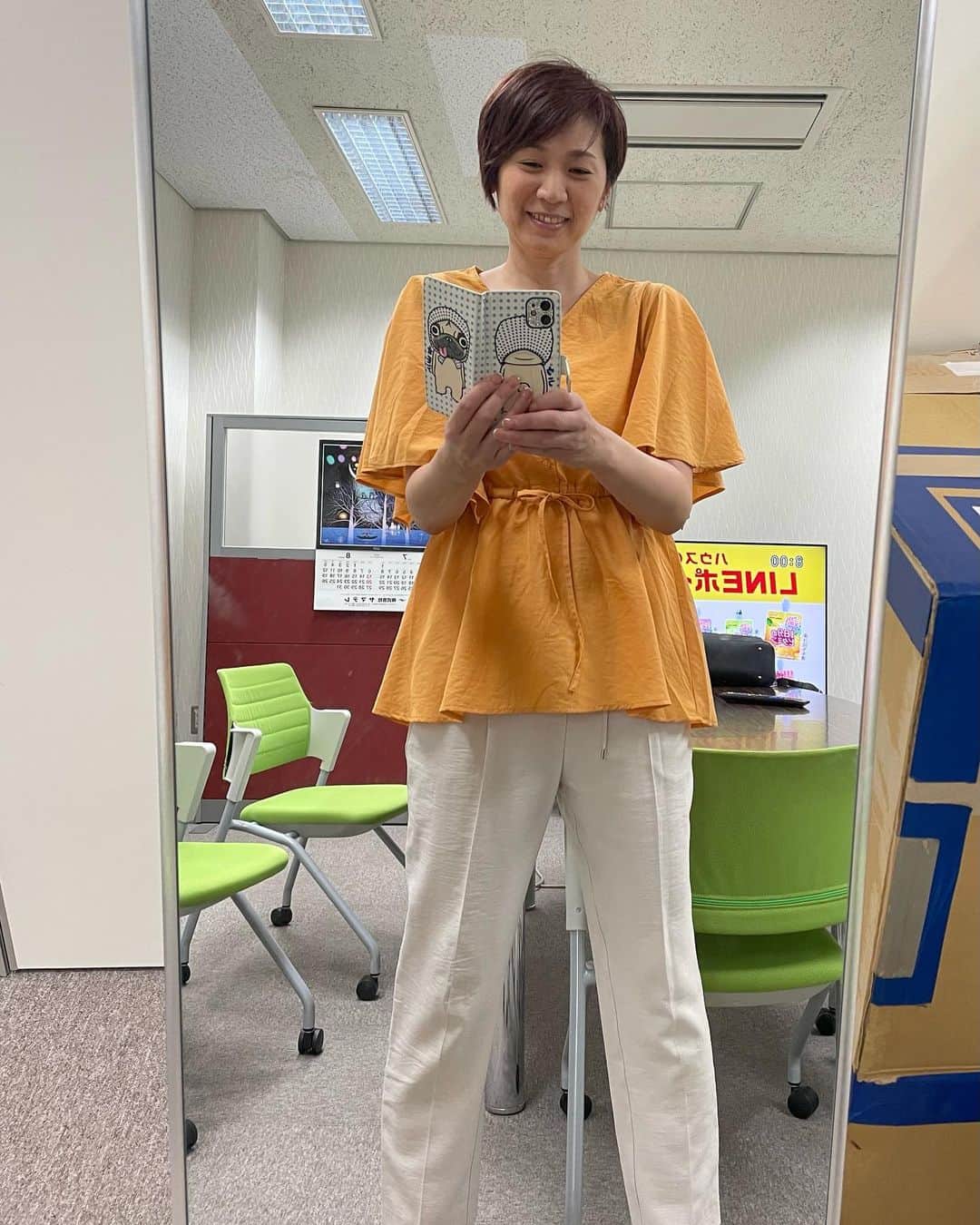 高橋みゆきのインスタグラム：「昨日はやまホリでした❣️毎日暑くて🥵熱中症気をつけましょ🙏ダリア綺麗でした🌸 #やまホリ #NHK山形 #エンジョイホリデー」