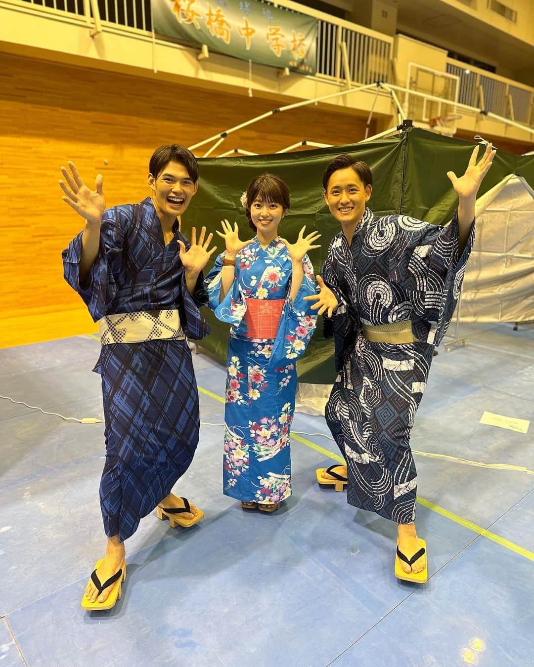 角谷暁子のインスタグラム：「かわいい新人3人組も、無事大役を果たせました😊🍉 左から 長部稀、中根舞美、高橋大悟、です！これからも成長を見守ってくださいませ🌻」