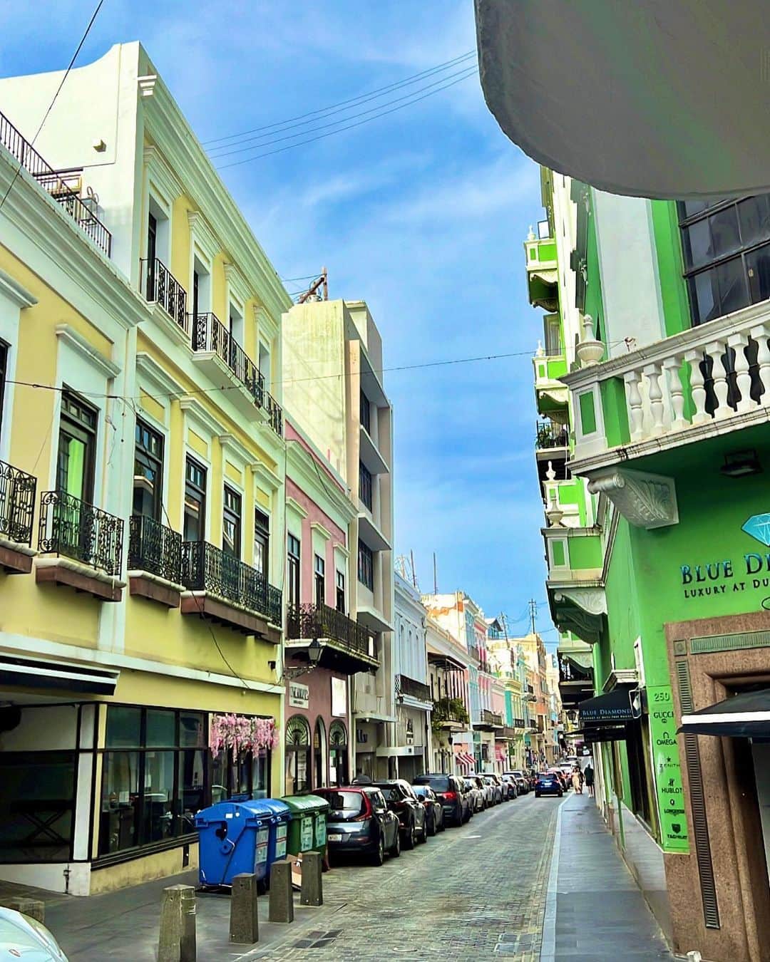 Eri Antonさんのインスタグラム写真 - (Eri AntonInstagram)「📍My second day in Puerto Rico 🇵🇷🌴 Back visiting the historic city el viejo San Juan   #puertorico」7月30日 13時10分 - erianton_
