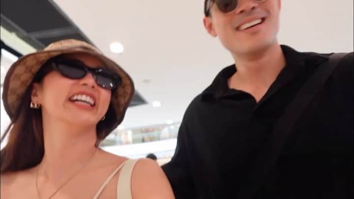 Kim Chiuのインスタグラム：「𝑵𝑬𝑾 𝑽𝑳𝑶𝑮!!!😉🎥🚨🔔  tonight 8pm on my channel 𝑲𝑰𝑴 𝑪𝑯𝑰𝑼 𝑷𝑯.💗 see you!!! 😘 hi @xianlimm 😅👋🏼」