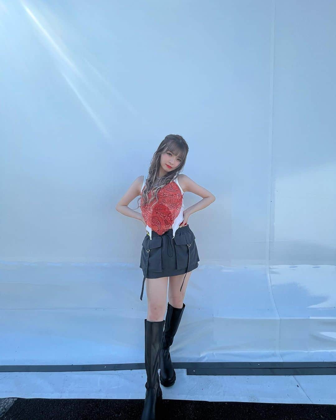 古川結菜のインスタグラム：「みんなお台場冒険王2023×TGC ありがとうございましたｯ☀️💗 今回はSHEINを着てランウェイを 歩いたよ~🐾💗 めちゃめちゃ楽しかったデスｯ🥺💗 お得なクーポンコードも発行されているのでみんなも是非SHEINでお買い物してみてねｯ🥰💗  クーポンコード:TGC23BKO  #SHEIN #SHEINコーデ #SHEIN夏コーデ #冒険王TGCwithSHEIN #PR」