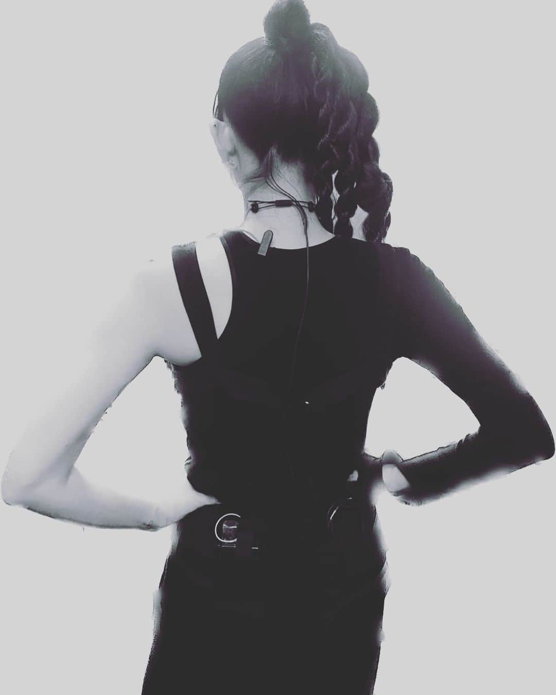 島袋寛子のインスタグラム：「- Live『0』東京公演🗼 ありがとうございました！！！ みんなのエネルギー最高でした。 とてもとても嬉しかったです。 感謝！ 次は名古屋でお会いしましょう！」