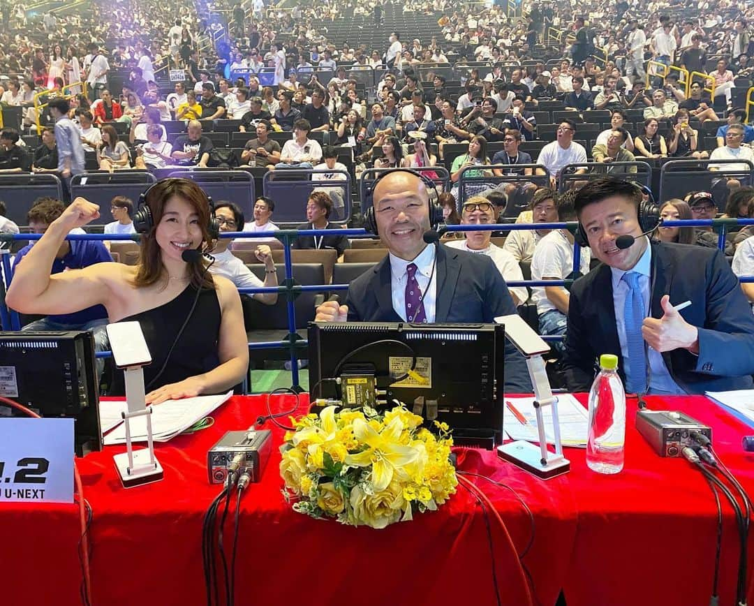 杉山しずかさんのインスタグラム写真 - (杉山しずかInstagram)「with #超RIZIN2 #高阪剛 さん #矢野武　さん  commentary #MMA #rizin  後ろのお兄さんいいね！」7月30日 23時48分 - shizukasugiyama0211