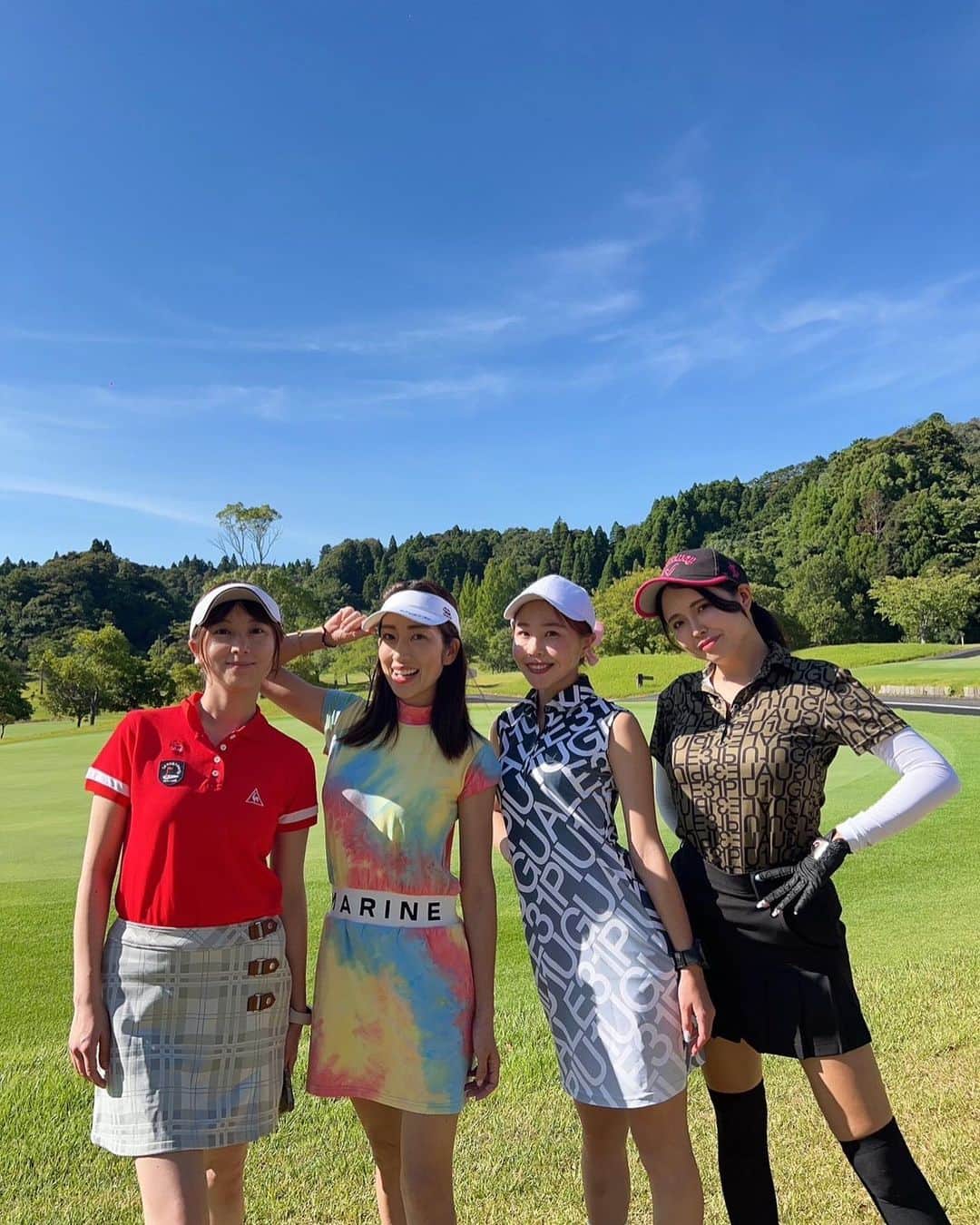 百合沙さんのインスタグラム写真 - (百合沙Instagram)「35度の中のゴルフは太陽との戦いだった🤣 約半年ぶりのゴルフはまぁたくさん打ちましたが メッチャ楽しかったのでよし！😂笑 皆様ありがとうございました🙇‍♀️  #golf #ゴルフ #ゴルフ女子 #要練習」7月31日 0時08分 - dorado.yurisa