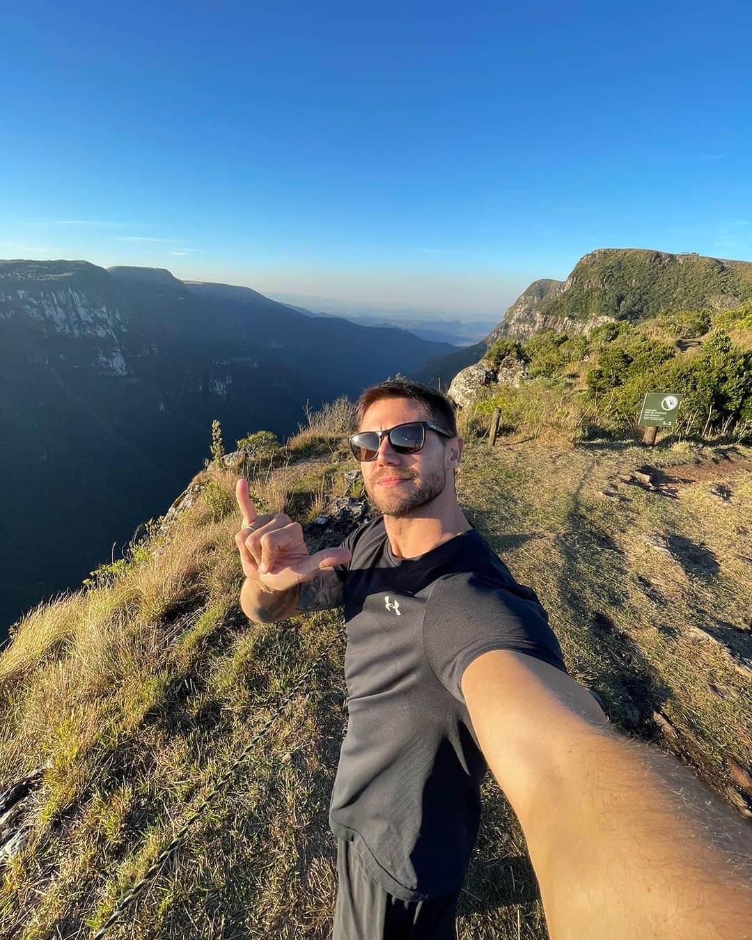 Jonas Sulzbachのインスタグラム：「Julho 2023 🤍」