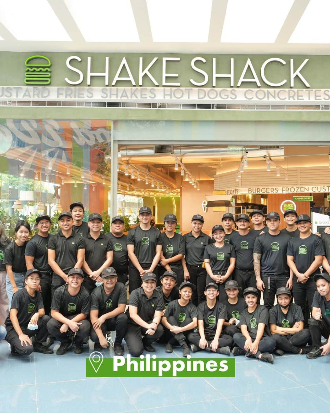SHAKE SHACKさんのインスタグラム写真 - (SHAKE SHACKInstagram)「Thinking of our Shack ...