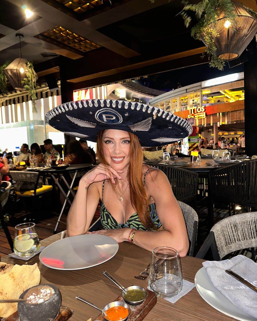 Sascha Barbozaのインスタグラム：「México lindo y querido🔥❤️☀️」
