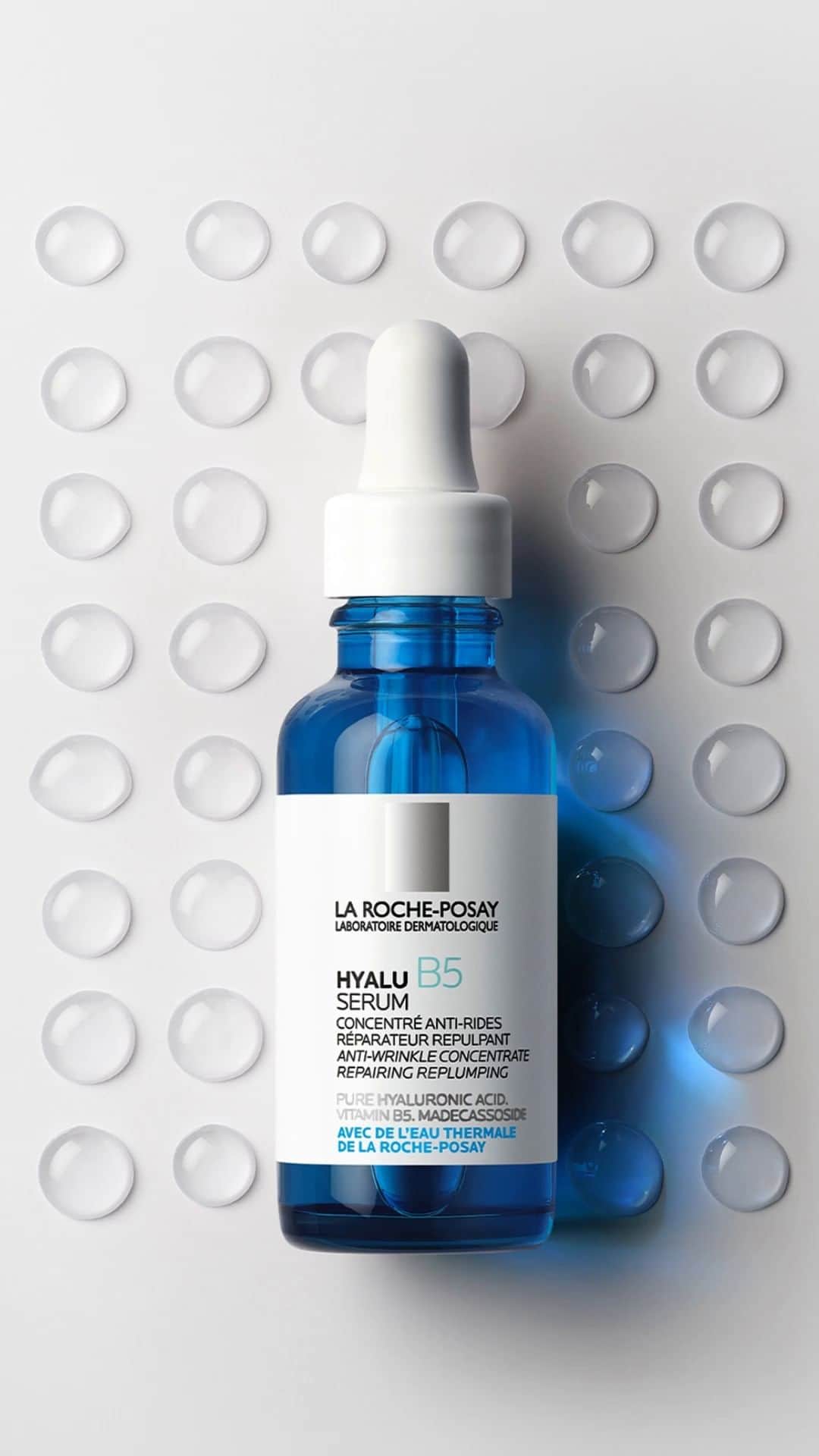 La Roche-Posayのインスタグラム：「It's Friendship Day 🎉 Here at La Roche-Posay, we value our enduring friendship with dermatologists - they're our trusted allies. But we're curious about you. Who's your favorite skincare friend? Let us know below!  All languages spoken here! Feel free to talk to us at anytime.  #larocheposay #sunprotection #friendshipday Global official page from La Roche-Posay, France.」