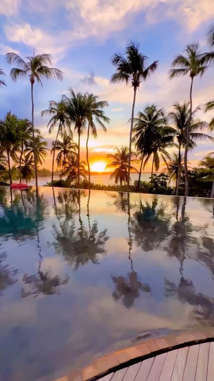 BEAUTIFUL HOTELSのインスタグラム：「@viajando_sem_parar discovered a true slice of paradise at Carmel Taíba Exclusive Resort in Brazil! 🌴 This hidden gem in Praia da Taíba offers an intimate atmosphere, warm climate, and breathtaking views from its infinity pool perched over the sea. 🏖  Who’s ready to dive into luxury and indulge in haute cuisine? 🍽️🍹  📽 @viajando_sem_parar 📍 @carmeltaiba, Brazil 🎶 Taylor Swift, Lana Del Ray - Snow On The Beach (feat. More Lana Del Rey)」