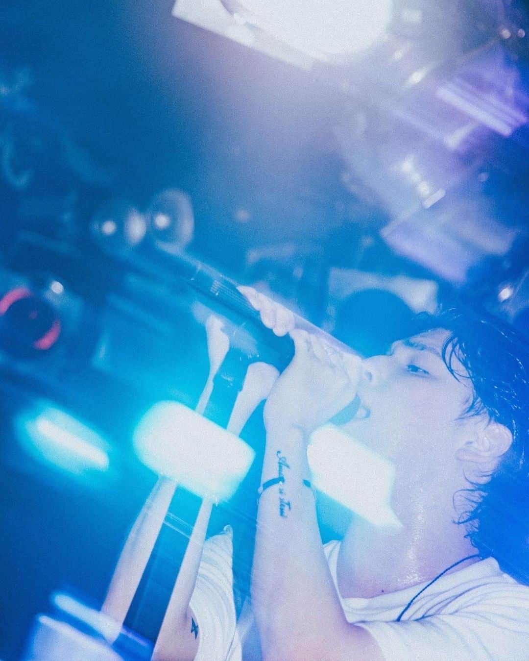 MY FIRST STORYさんのインスタグラム写真 - (MY FIRST STORYInstagram)「47都道府県ツアー MY FIRST STORY -THE TWO-  32/47  Thank You!! 長崎・DRUM Be-7  Photos by @nekoze_photo   ※写真の無断転載、転用禁止  #MFS47都道府県」7月30日 17時06分 - myfirststoryofficial