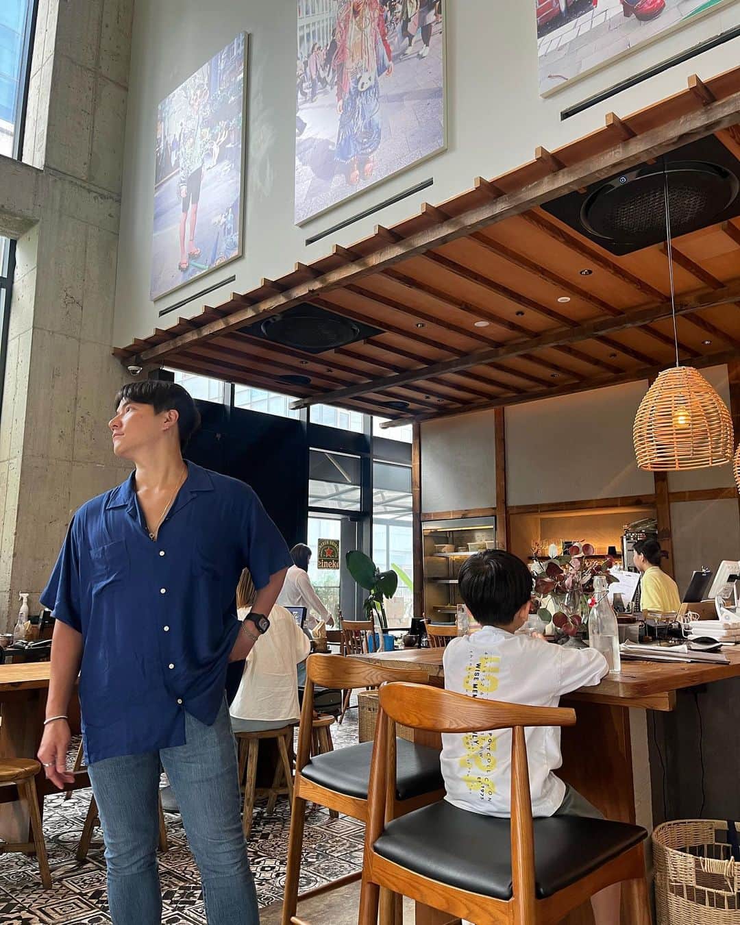 チョ・テグァンのインスタグラム：「I LOVE 🇻🇳  I LOVE 🇹🇭」