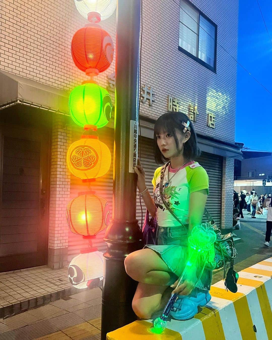 廣田あいか さんのインスタグラム写真 - (廣田あいか Instagram)「ㅤㅤㅤㅤㅤㅤㅤㅤㅤㅤㅤㅤㅤㅤㅤㅤㅤㅤㅤㅤㅤㅤㅤㅤㅤㅤㅤㅤㅤㅤㅤㅤㅤㅤㅤㅤㅤㅤㅤ  川越の百万灯まつりに参戦してきました🪄⸝⸝ ㅤㅤㅤㅤㅤㅤㅤㅤㅤㅤㅤㅤㅤㅤㅤㅤㅤㅤㅤㅤㅤㅤㅤㅤㅤㅤ  ㅤㅤㅤㅤㅤㅤㅤㅤㅤㅤㅤㅤㅤ夏をかんじますねㅤㅤㅤㅤㅤㅤㅤㅤㅤㅤㅤㅤㅤ 20000歩歩いてたㅤㅤㅤㅤㅤㅤㅤㅤㅤㅤㅤㅤㅤらしいㅤㅤㅤㅤㅤㅤㅤㅤㅤㅤㅤㅤㅤ げんきUᴗ ·̫ ⊂U ㅤㅤㅤㅤㅤㅤㅤㅤㅤㅤㅤㅤㅤ 2000円のステッキ買ったらㅤㅤㅤㅤㅤㅤㅤㅤㅤㅤㅤㅤㅤ ちびっこたちから、きらきらなレスをㅤㅤㅤㅤㅤㅤㅤㅤㅤㅤㅤㅤㅤ たくさんもらっちゃって(՞•̥ ̫•՞)ㅤㅤㅤㅤㅤㅤㅤㅤㅤㅤㅤㅤㅤまぶしー 全員に配り倒せる財力がほしくなりました💸 ㅤㅤㅤㅤㅤㅤㅤㅤㅤㅤㅤㅤㅤㅤㅤㅤㅤㅤㅤㅤㅤㅤㅤㅤㅤㅤ ㅤㅤㅤㅤㅤㅤㅤㅤㅤㅤㅤㅤ #夏祭り #川越 #川越食べ歩き」7月30日 17時50分 - aiai0131_official