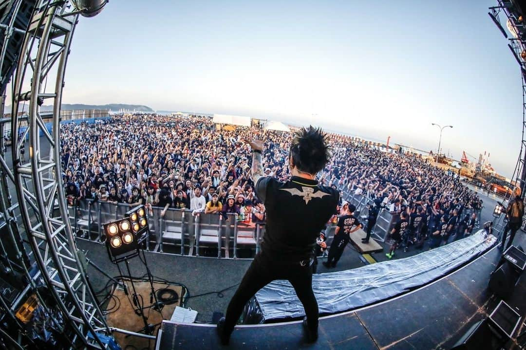 MAH さんのインスタグラム写真 - (MAH Instagram)「OGA NAMAHAGE ROCK FESTIVAL VOL.12 in Akita.  #onrf #男鹿フェス #SiM  📸 @koheisuzukiphoto」7月30日 18時00分 - mahfromsim