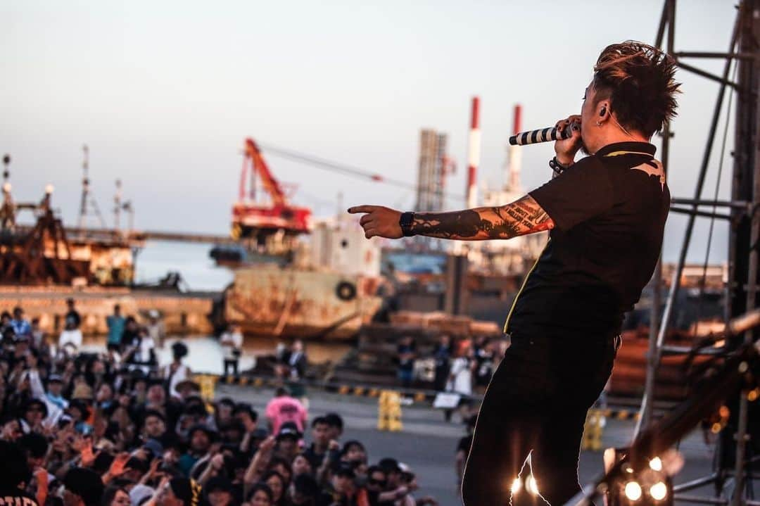 MAH さんのインスタグラム写真 - (MAH Instagram)「OGA NAMAHAGE ROCK FESTIVAL VOL.12 in Akita.  #onrf #男鹿フェス #SiM  📸 @koheisuzukiphoto」7月30日 18時00分 - mahfromsim