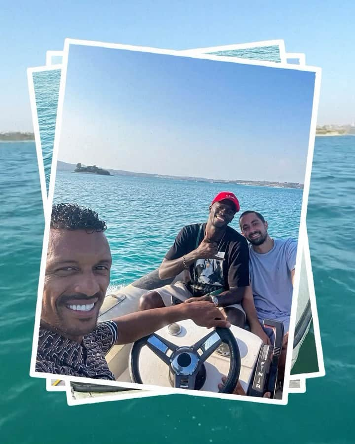 ナニのインスタグラム：「Chilling out with the boys 🚤🐠 #Dayoff #Friends #Türkiye」