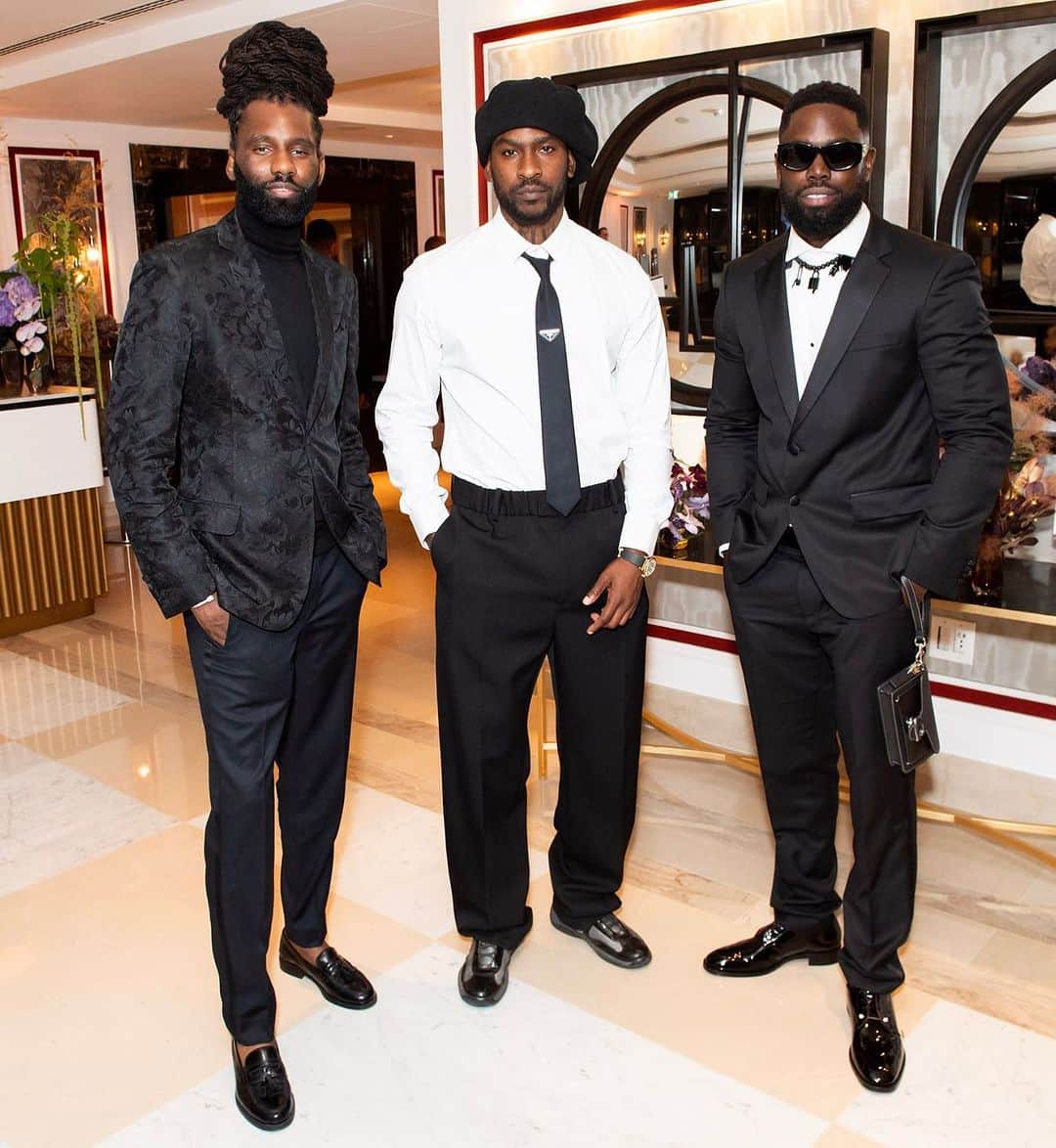 WRETCH 32のインスタグラム：「Microphone champions #themikegala」