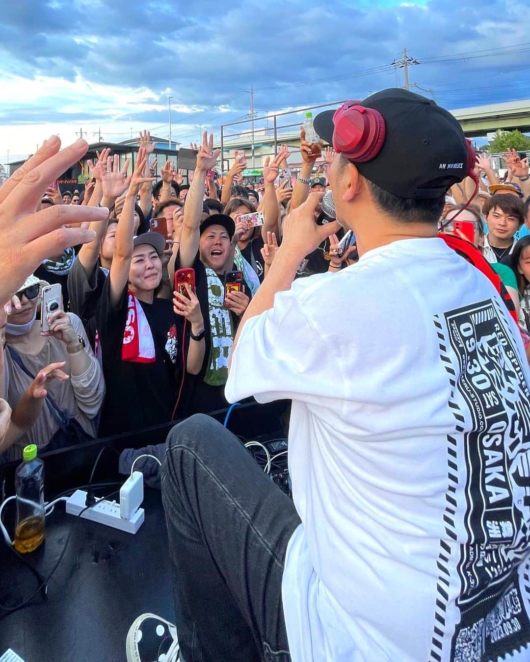 Juniorのインスタグラム：「ちゃっかり乱入！岸和田ありがとう😊  #岸和田Unity #レッドスパイダー」