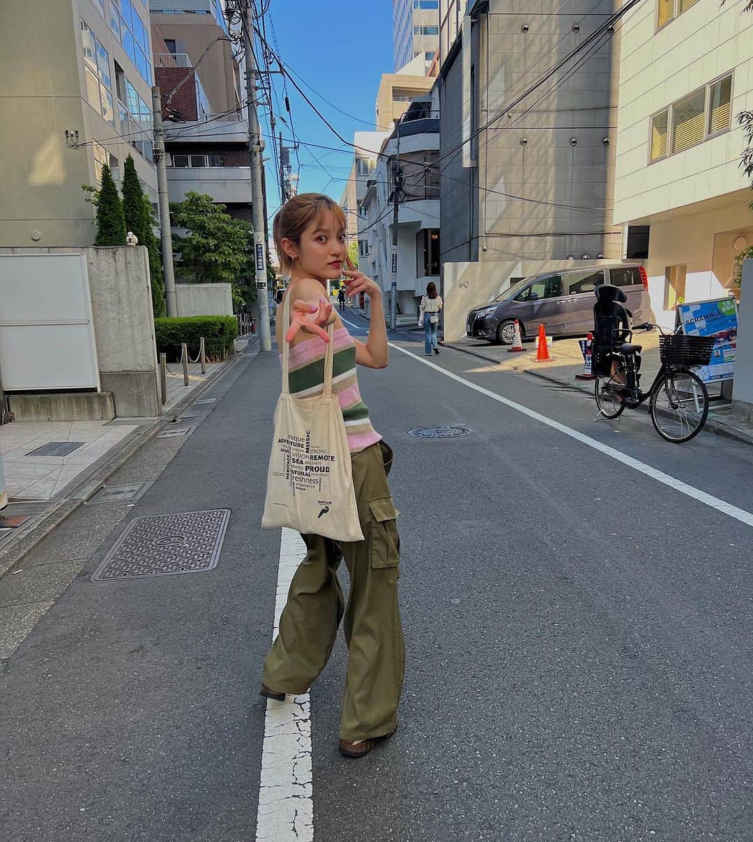 所谷舞さんのインスタグラム写真 - (所谷舞Instagram)「✌️夏だねぇ🌻」7月30日 19時14分 - _mai_i_